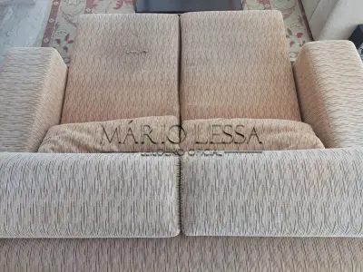 LOTE 003 - Sofá cama 2 lugares