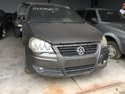 LOTE 006 - VW POLO 2010