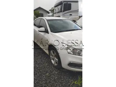 LOTE 005 - GM CRUZE LT HB 2015