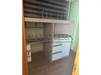 LOTE 002 - Cobertura com duas vagas R Pedro Ivo, desocupado