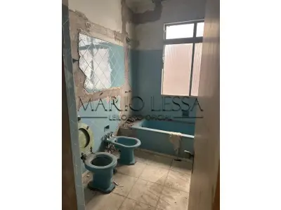 LOTE 010 - Ap. 83, na Rua Marechal Floriano, 370