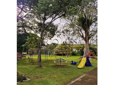 LOTE 003 - Terreno 300m² em Condomínio na Av. Juca Batista
