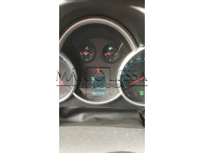 LOTE 005 - GM CRUZE LT HB 2015