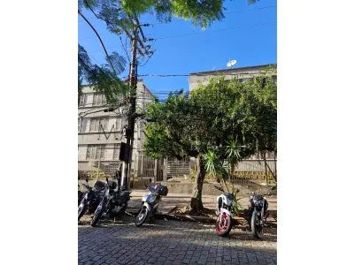 LOTE 004 - Ap na Rua Freitas de Castro