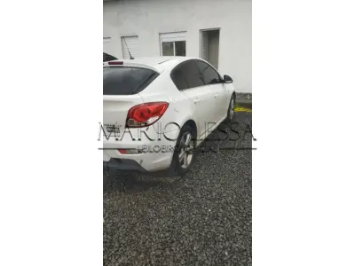 LOTE 005 - GM CRUZE LT HB 2015