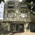 LOTE 001 - Apartamento com vaga na Av. Saturnino de Brito
